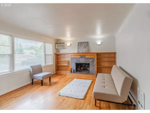 Eugene, OR 97402,3336 ROYAL AVE