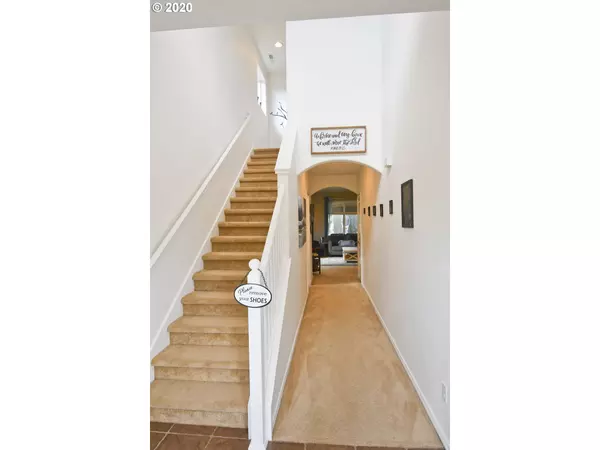 Veneta, OR 97487,24969 PERKINS RD