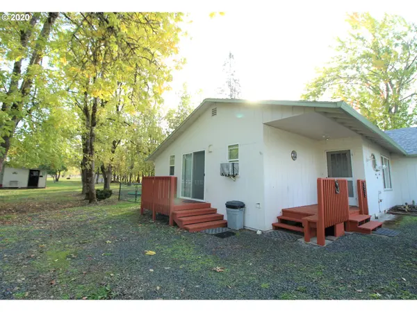 Creswell, OR 97426,32954 E FLORENCE AVE