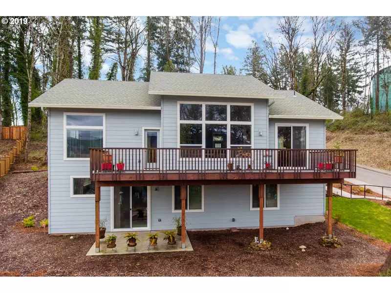 3636 River Heights DR, Springfield, OR 97477