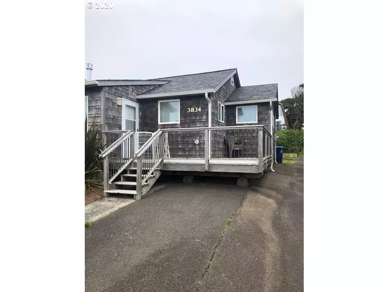 3834 NW JETTY AVE, Lincoln City, OR 97367