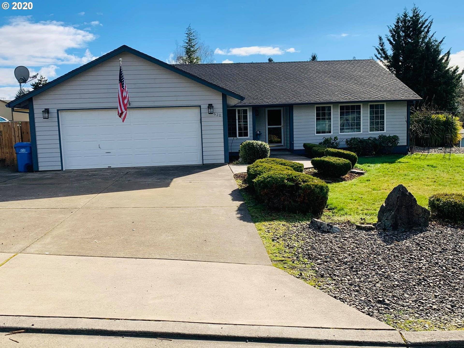 620 DOVETAIL LN, Sutherlin, OR 97479