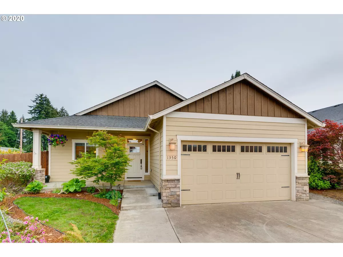 Estacada, OR 97023,1350 SE REGAN HILL LOOP