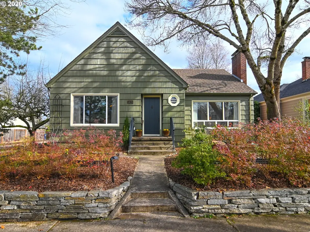 1821 WASHINGTON ST, Eugene, OR 97401