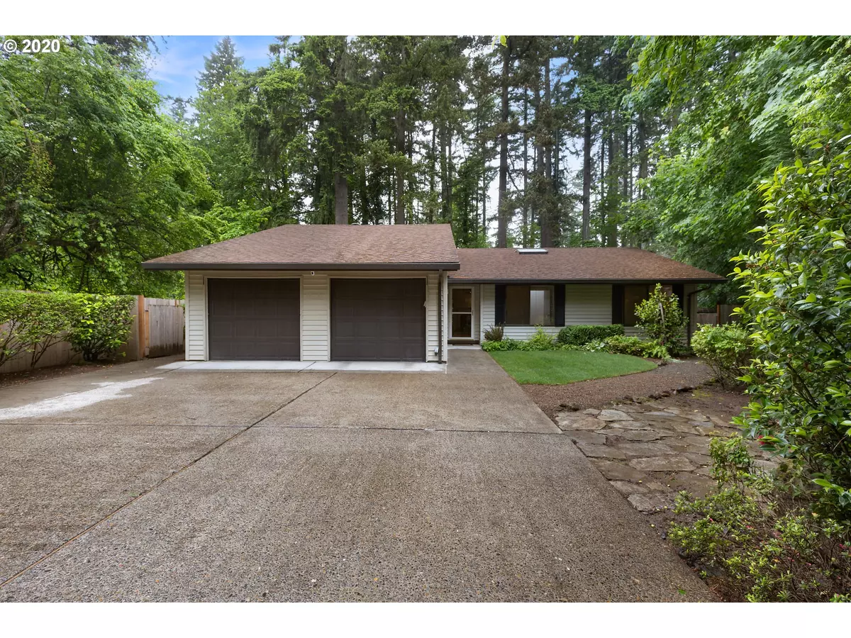 Lake Oswego, OR 97035,5215 MADRONA ST