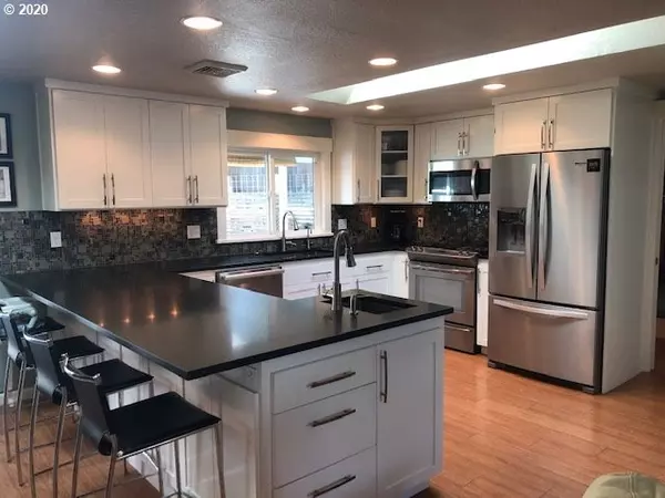 Eugene, OR 97405,3231 STRATHMORE PL