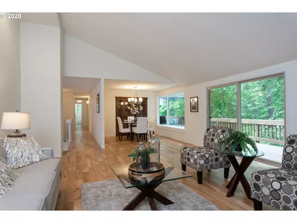 Eugene, OR 97405,2575 CHAUCER CT