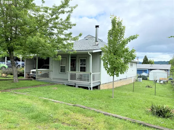 276 CEDAR ST, Yoncalla, OR 97499