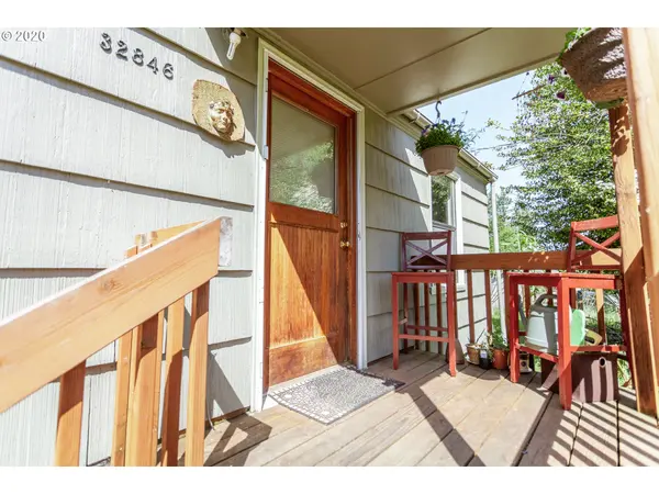 32846 DILLARD LOOP, Eugene, OR 97405