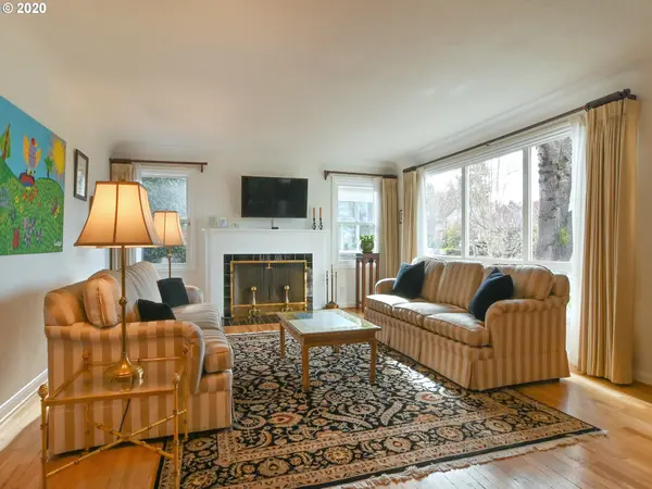 1821 WASHINGTON ST, Eugene, OR 97401