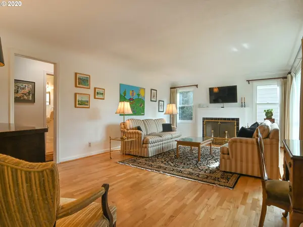 1821 WASHINGTON ST, Eugene, OR 97401