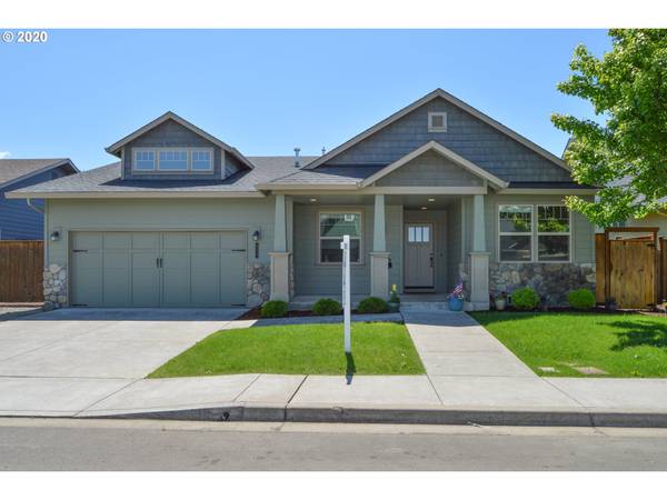 943 BRENDA AVE, Junction City, OR 97448