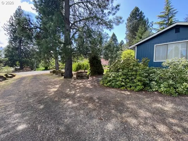 Underwood, WA 98651,82 CIRCLE DR