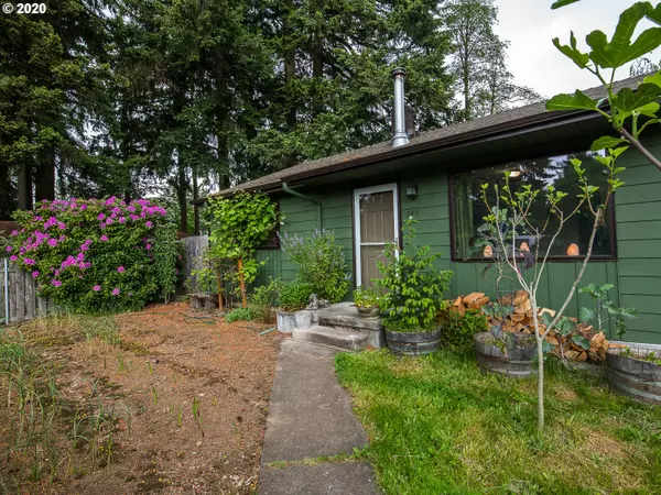 Portland, OR 97220,740 NE 116TH CT