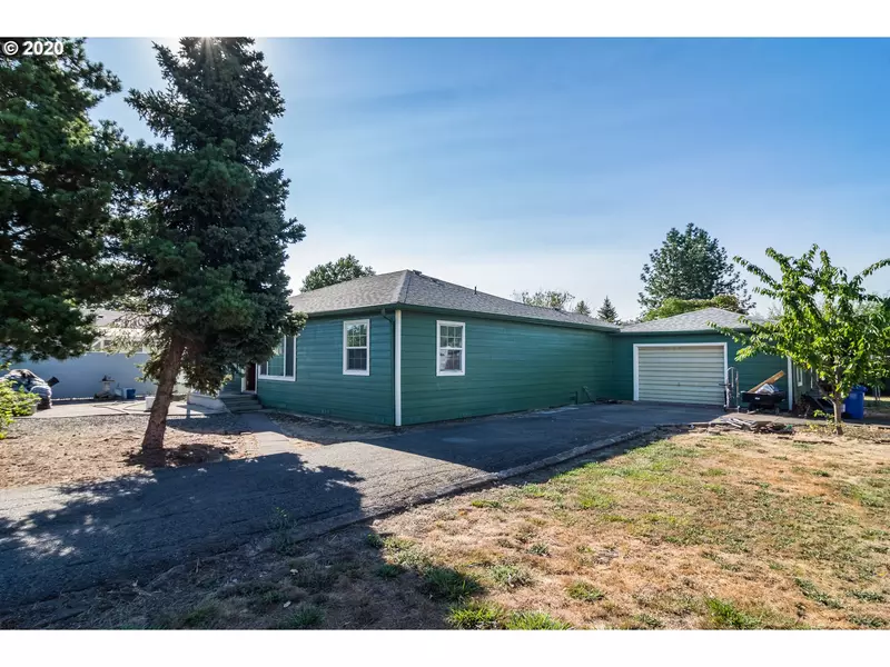 2359 AUSTIN RD, Roseburg, OR 97471