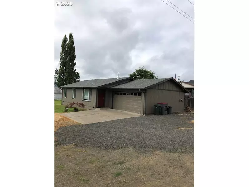 331 NE 4TH ST, Willamina, OR 97396