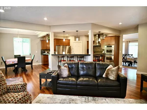 West Linn, OR 97068,6620 PALOMINO CIR