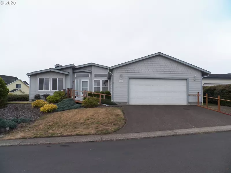 4665 NE VOYAGE AVE, Lincoln City, OR 97367