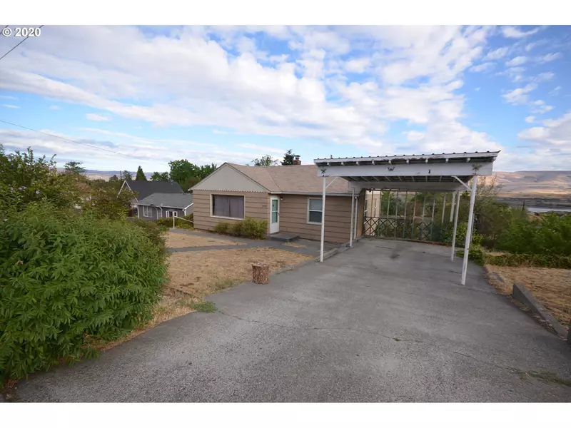 2005 E 10TH ST, The Dalles, OR 97058