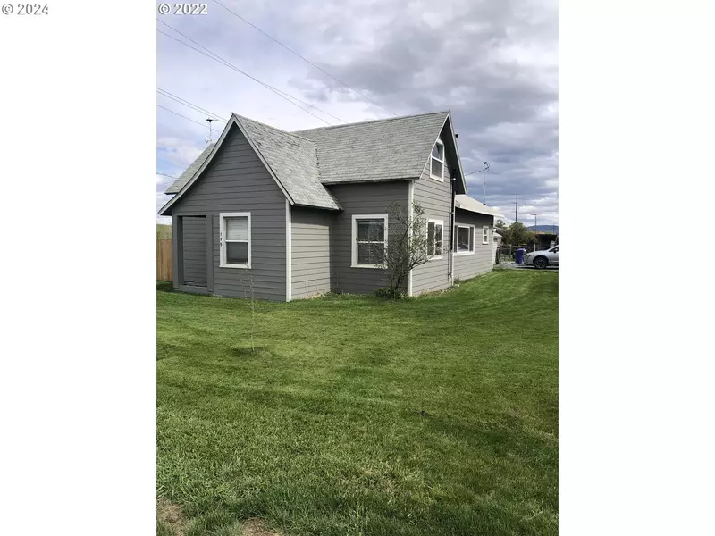 195 F ST, North Powder, OR 97867