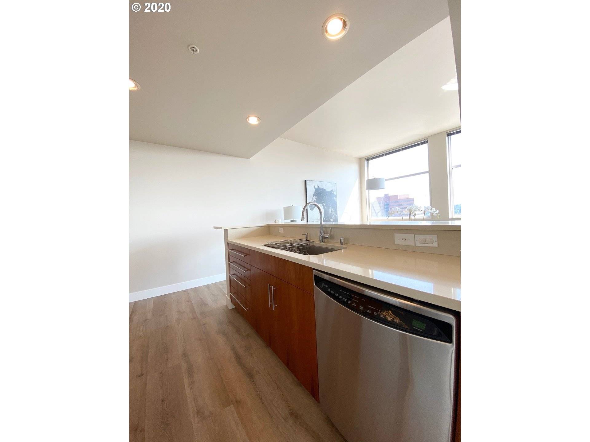 Vancouver, WA 98660,700 WASHINGTON ST #930