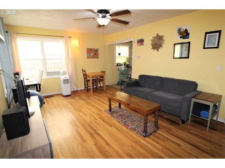 Portland, OR 97206,8039 SE TOLMAN ST