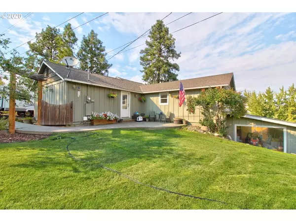 The Dalles, OR 97058,410 E 15TH PL