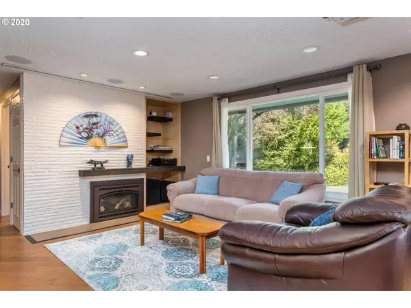 Lake Oswego, OR 97034,1280 OAK TER