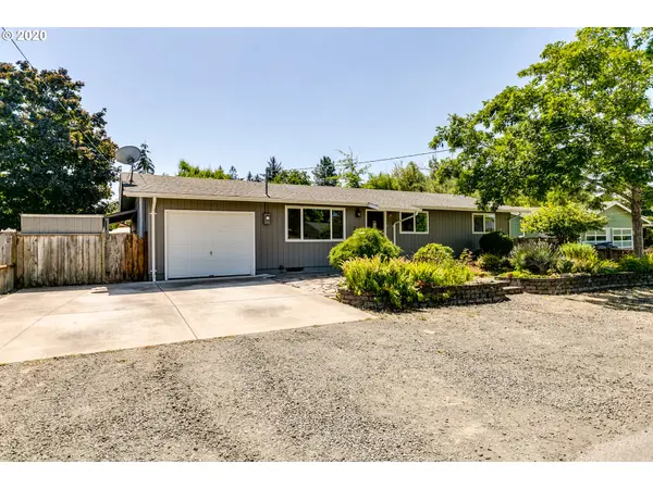 3144 W 13TH PL, Eugene, OR 97402