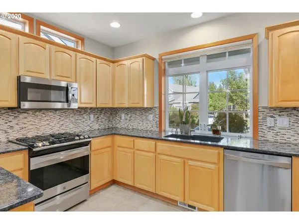 16828 SW STELLAR DR, Sherwood, OR 97140