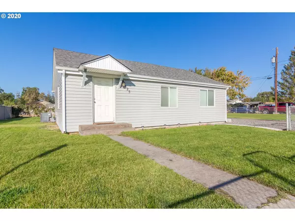 825 NE 4TH ST, Hermiston, OR 97838