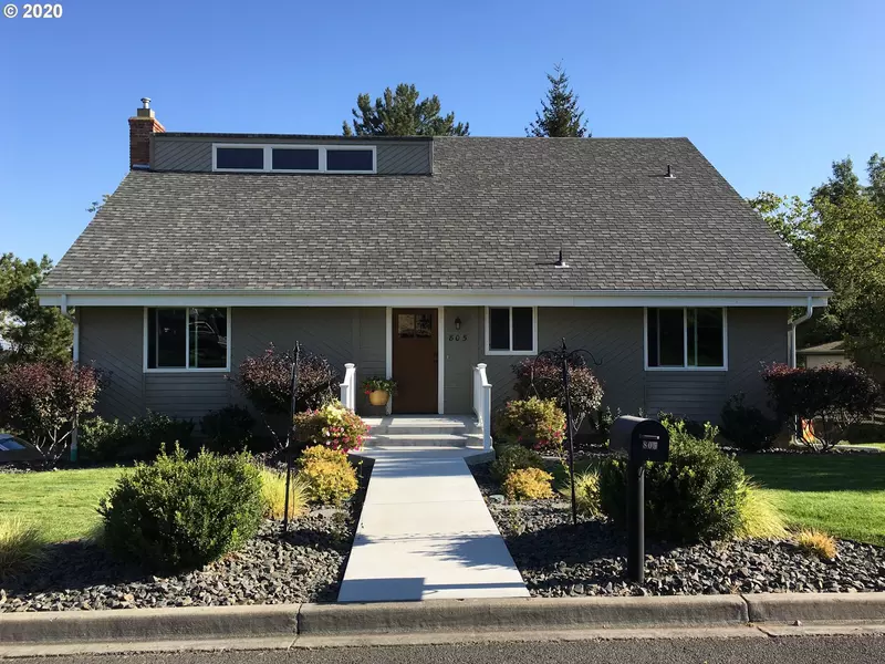 805 JACQUELYN ST, Milton Freewater, OR 97862