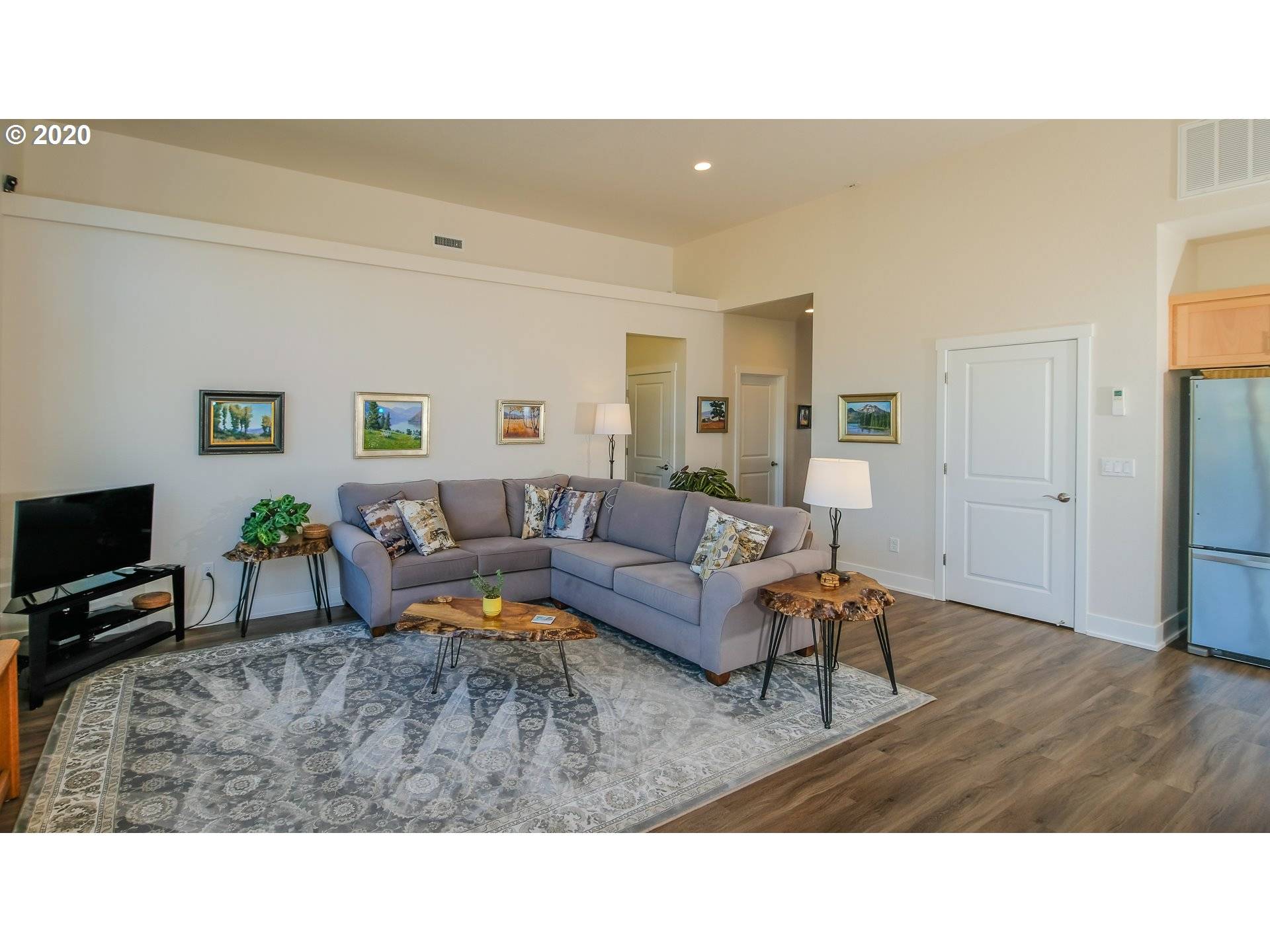 Florence, OR 97439,3741 NANDINA DR