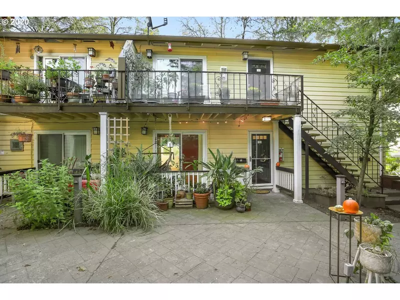 3531 SW TROY ST #9, Portland, OR 97219