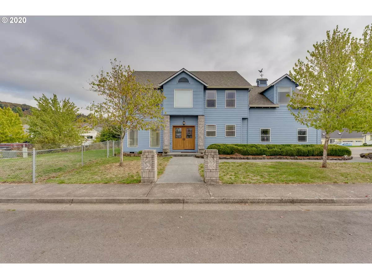 Sheridan, OR 97378,401 NE FAULCONER ST