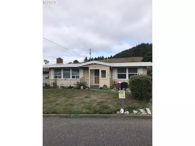 94045 AZALEA LN, Gold Beach, OR 97444