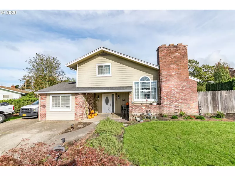 33607 PAIUTE LN, Eugene, OR 97408