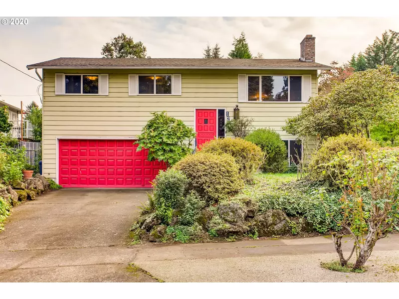 120 SE 61ST AVE, Portland, OR 97215