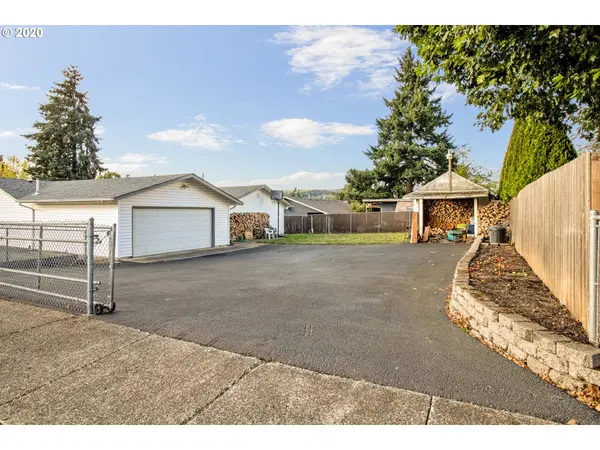 Cottage Grove, OR 97424,180 S 16TH ST