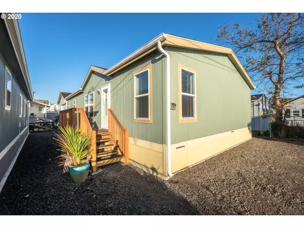 Rockaway Beach, OR 97136,211 N BEACON ST