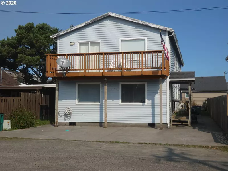 121 NW 19TH AVE, Rockaway Beach, OR 97136