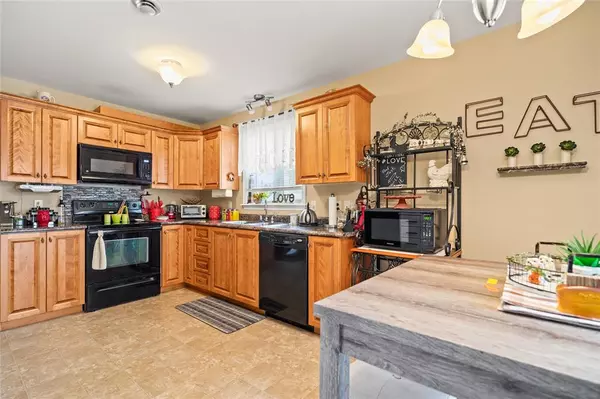 Paradise, NL A1L0R8,34 Magee Drive