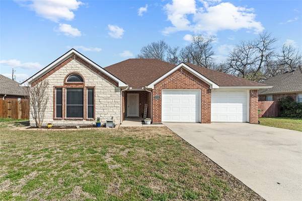 1539 Pioneer Valley, Howe, TX 75459