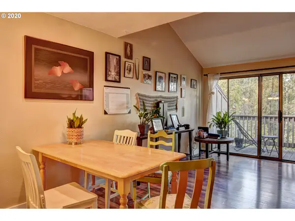 313 WOODCUTTER WAY, Eugene, OR 97405