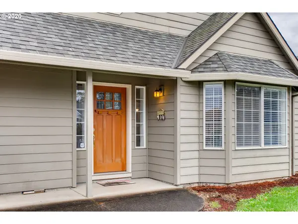 974 NW 1ST PL, Hillsboro, OR 97124