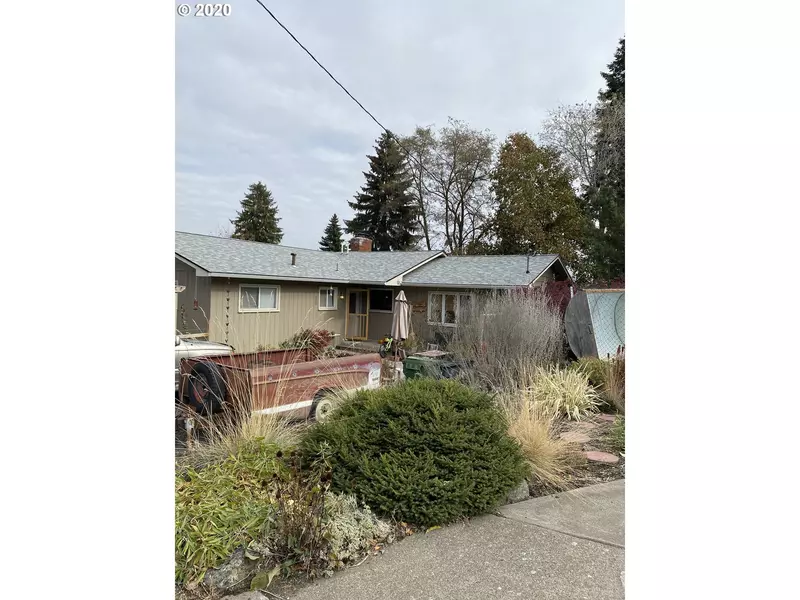 97 OAK ST, La Grande, OR 97850