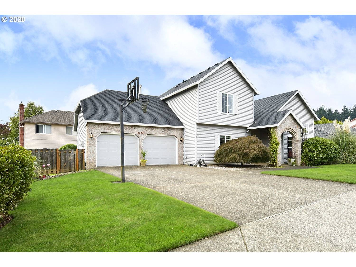 Clackamas, OR 97015,15031 SE LOSTINE DR