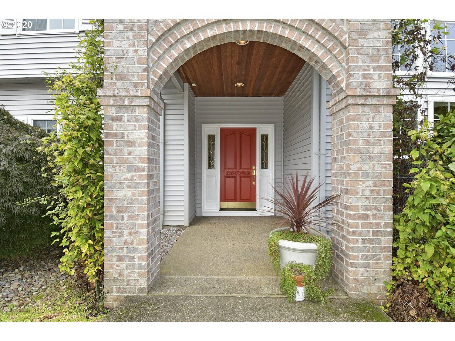 Clackamas, OR 97015,15031 SE LOSTINE DR