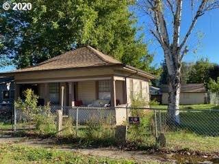 282 E THIRD AVE, Sutherlin, OR 97479