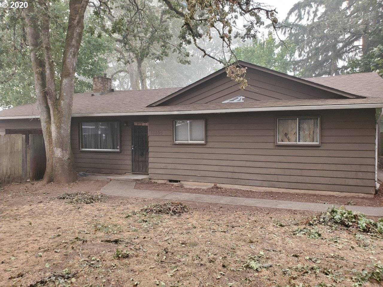 18805 OATFIELD RD, Gladstone, OR 97027